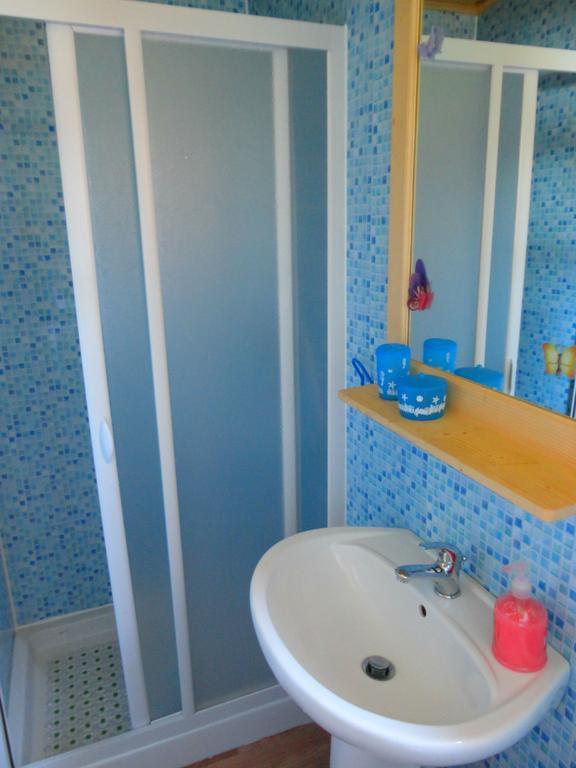 Campeggio Punta Di Crabbia Pettenasco Room photo