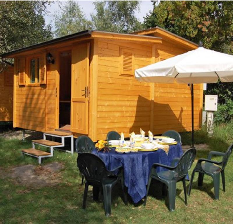 Campeggio Punta Di Crabbia Pettenasco Exterior photo