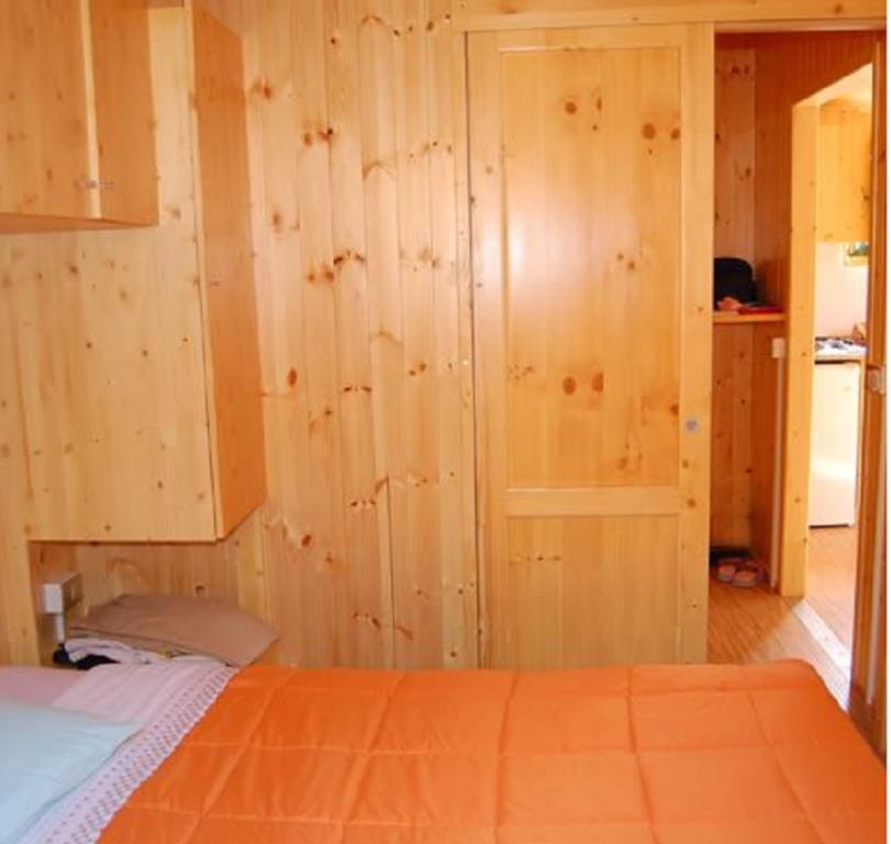 Campeggio Punta Di Crabbia Pettenasco Room photo